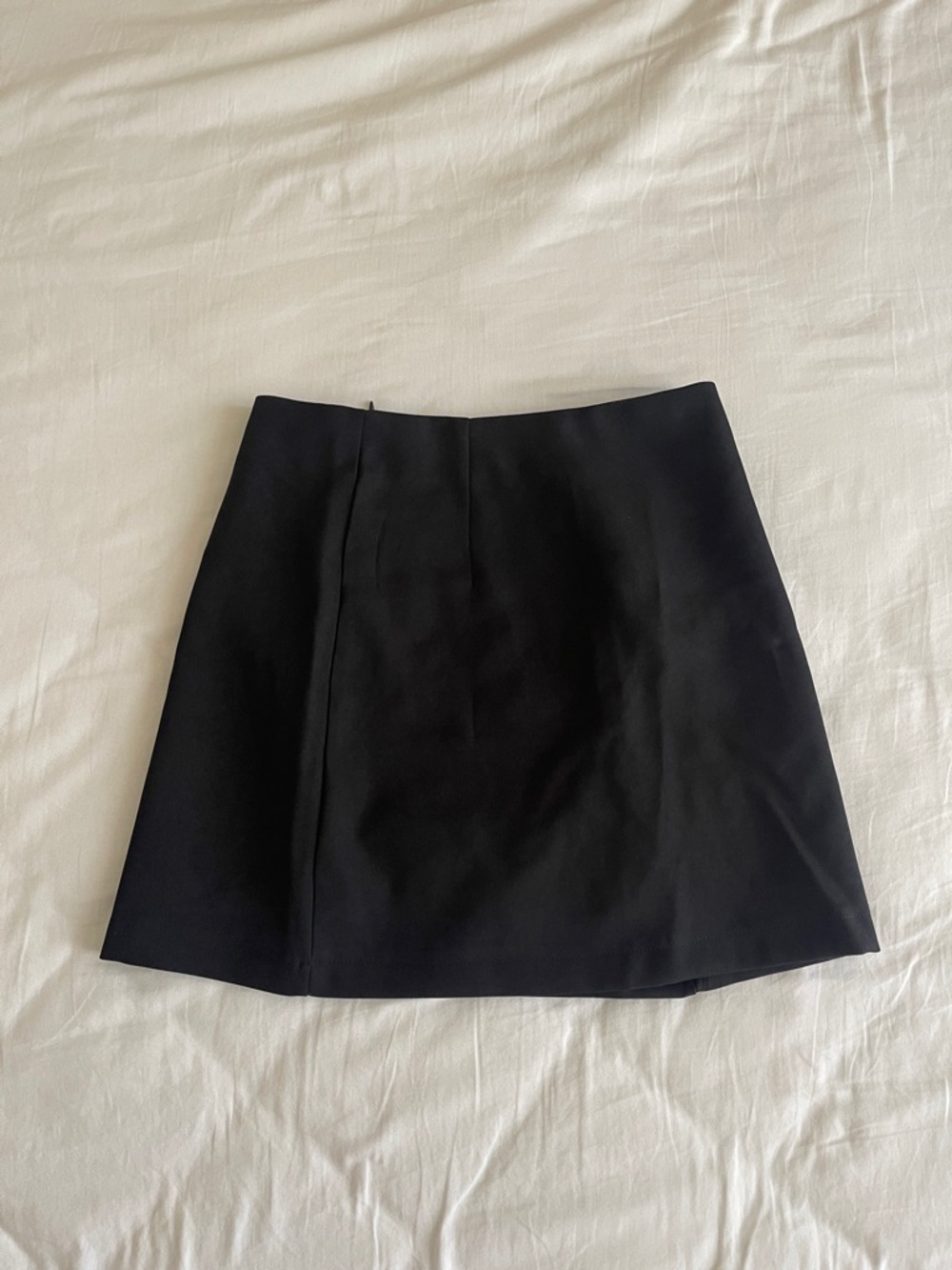 Black mini skorts